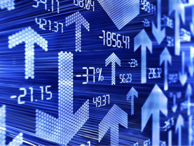 Over-The-Counter and Exchange Traded Options Compared